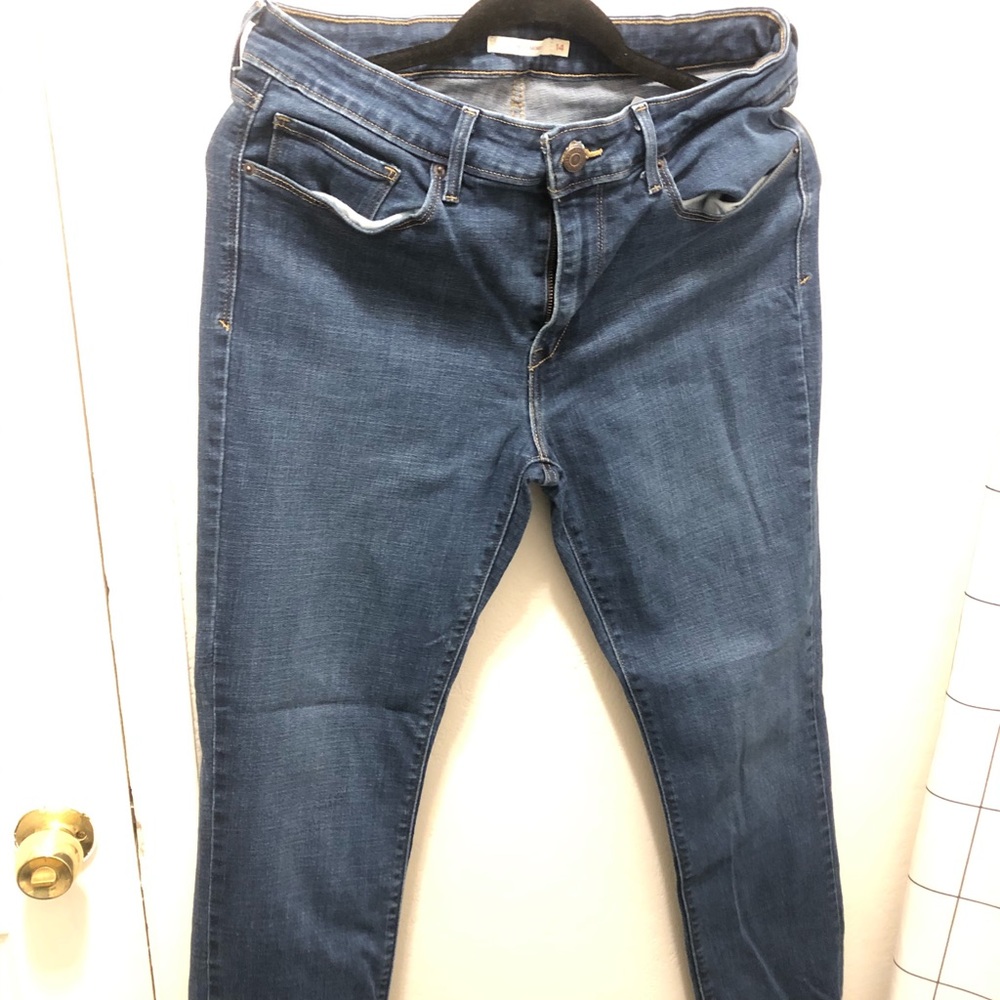 Levi’s Midrise Skinny Size 14 Dark Wash